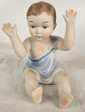 Vtg UCGC Bisque Porcelain Piano Baby Boy "Praising" Figurine 5 1/2" Tall 9" Long